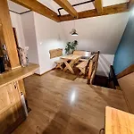 Farm stay Karkonoska Drewniana *