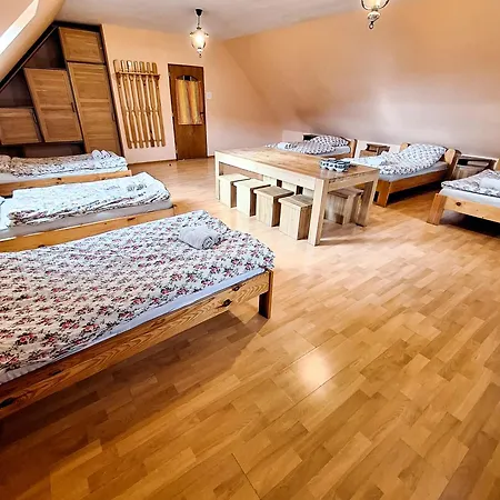 Farma Karkonoska Drewniana *