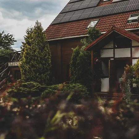 Karkonoska Drewniana Farm stay *