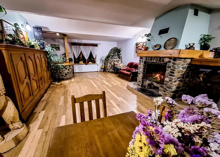 Karkonoska Drewniana * カミェンナ・グラ