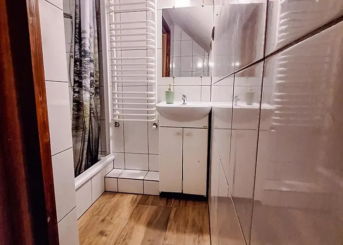 Karkonoska Drewniana ファームステイ カミェンナ・グラ